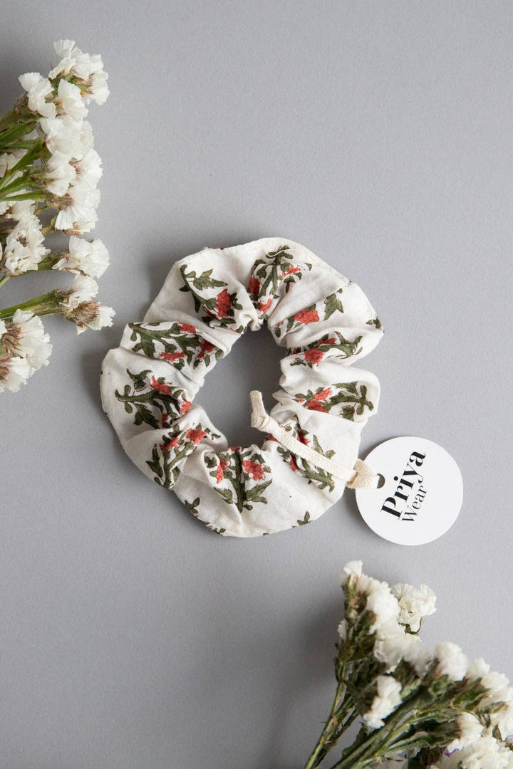 BUNDLE Soft organic cotton pajamas, wild rose, Extra wide red floral hair scrunchie, Bear Sherpa Plush Baby Pacifier Binky Clip Holder, Floral Blanket Organic Cotton Baby Decor Gift Spring Summer