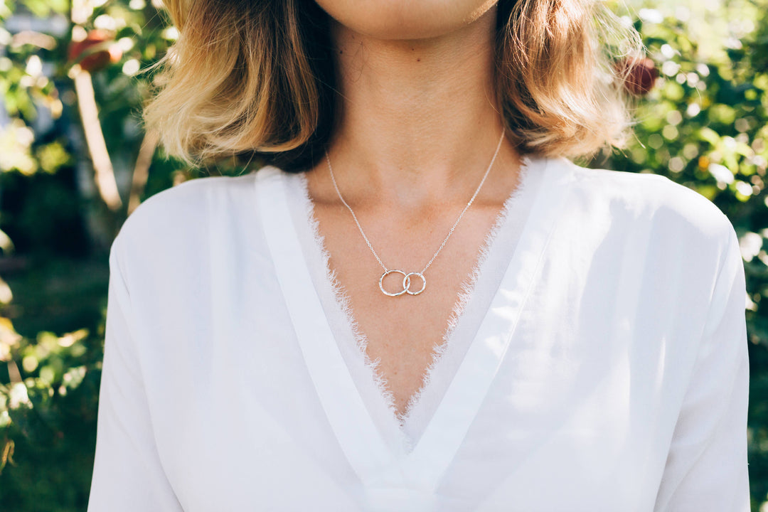 hope love shine - 2 Rings Dainty Interlocking Necklace Cancer Survivor Gift