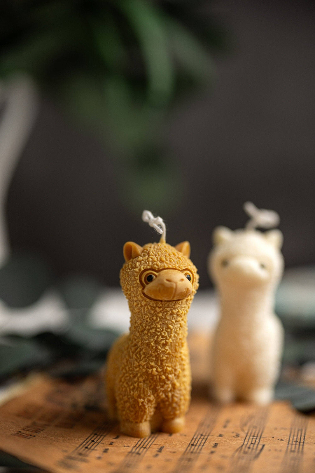 MySunshineCandless - Cute Alpaca Candle/Colorful Lama Candles/Baby Shower Favors/Lama Candle /Scented Lama Candle