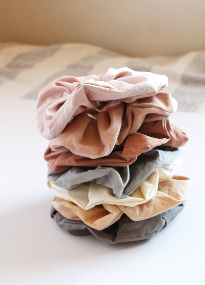 Eloise et moi - Plastic free Plant dyed cotton scrunchies