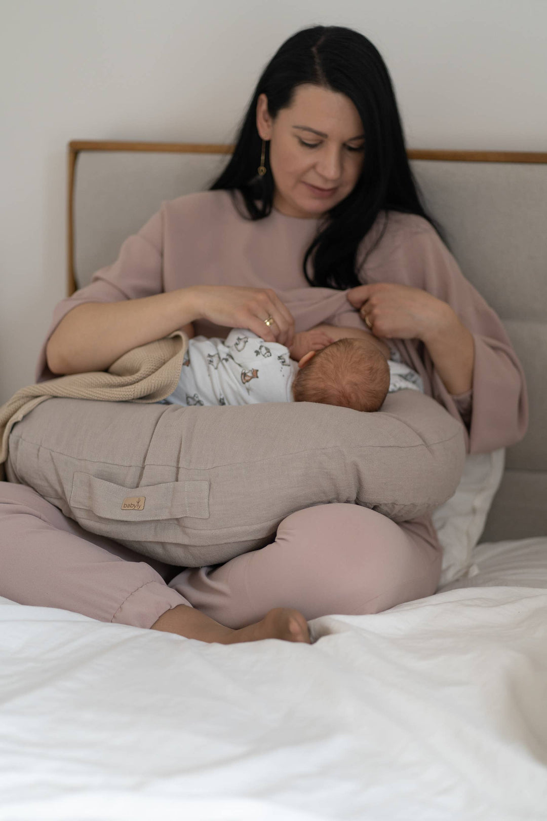 BABYLY - Linen nursing pillow, breast feeding pillow - 3 colors