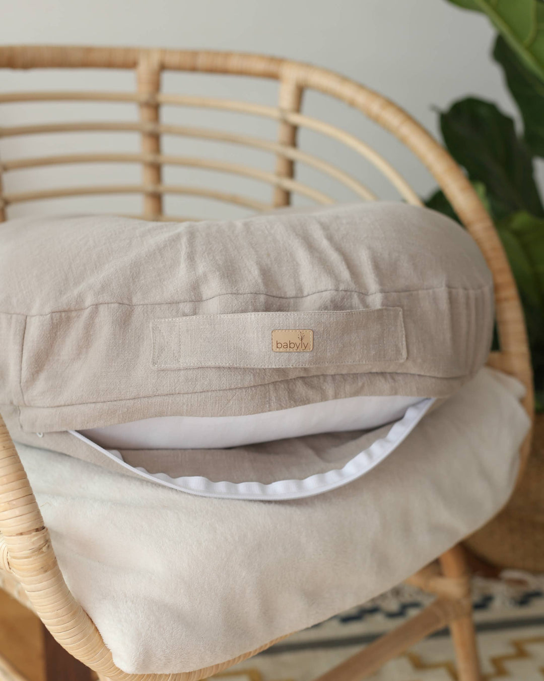 BABYLY - Linen nursing pillow, breast feeding pillow - 3 colors