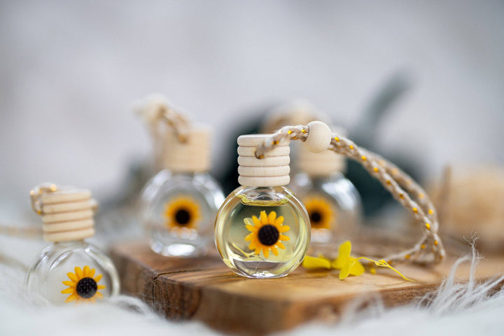 MySunshineCandless - SunFlower Car Diffuser,Air Freshener,Cute Flower Design Car accessories for women ,Hanging Diffuser , Luxury/ Spring/Summer Car Diffuser