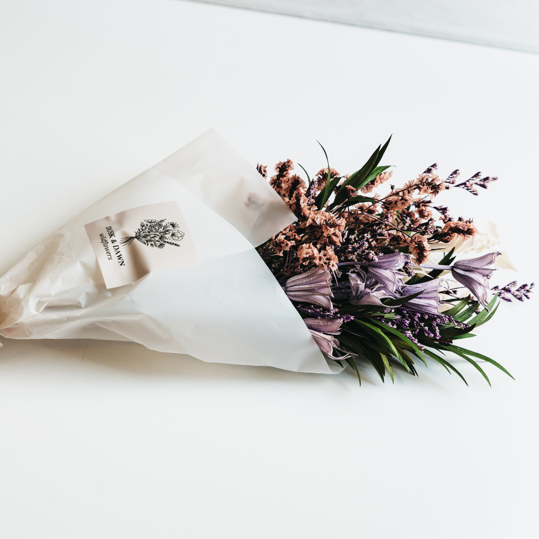 BUNDLE: Everlasting Blooms & Eco-Friendly Keepsake Card